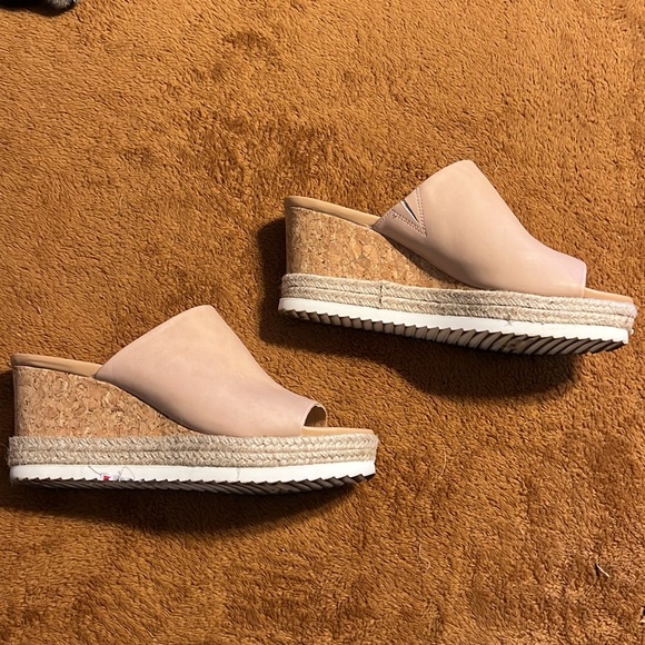 Report Wedges - Picture 2 of 5